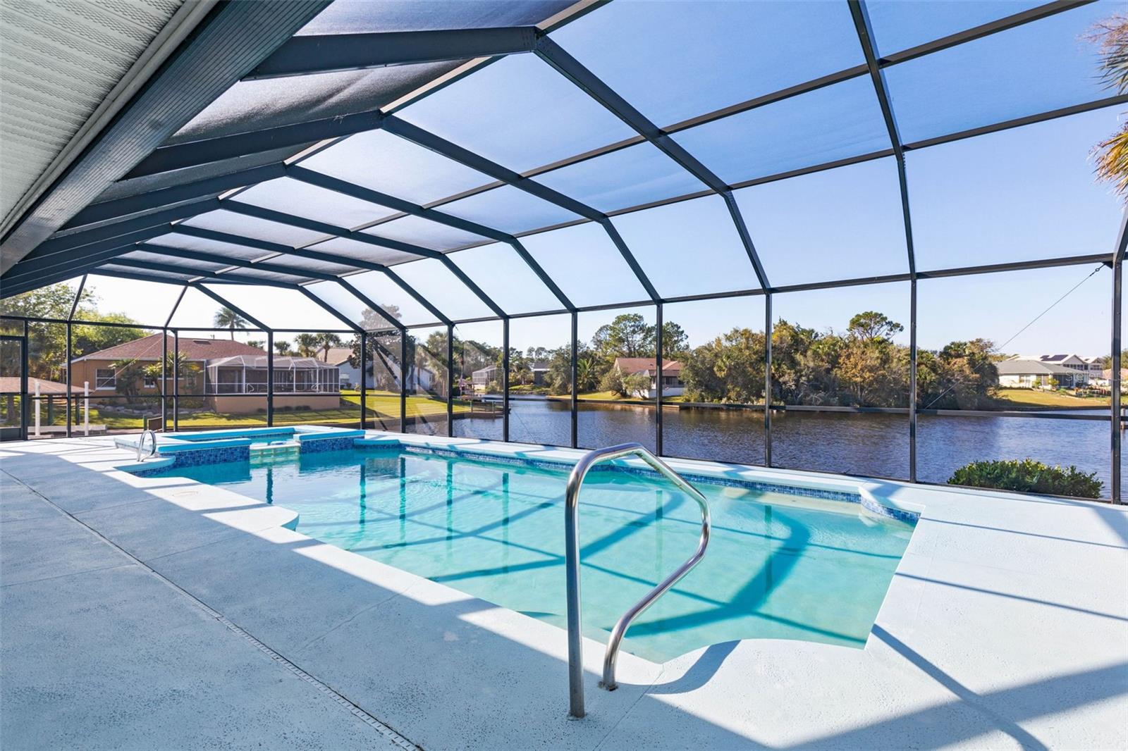 17 CRANDELL CT photo 5
