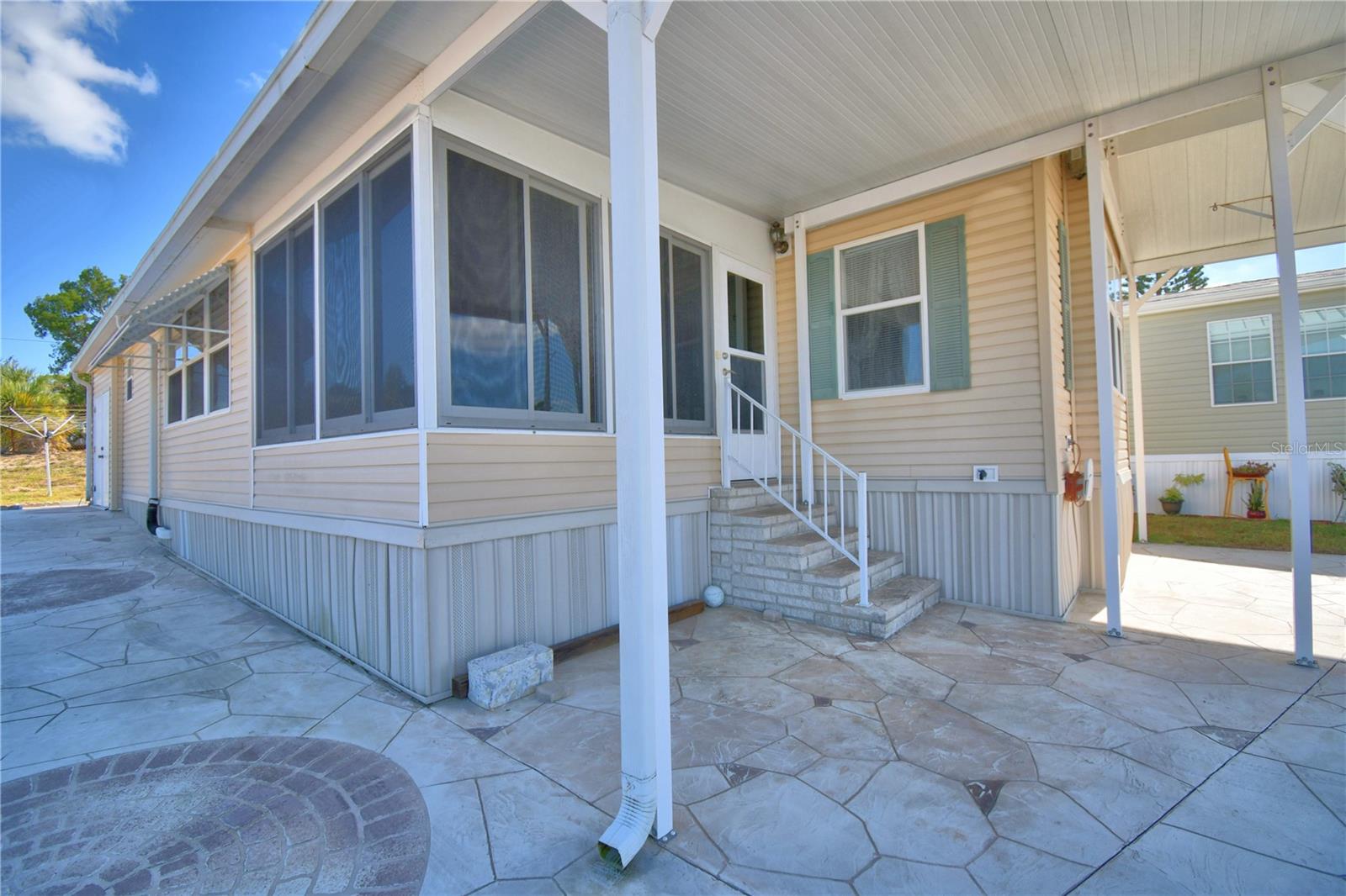 251 PATTERSON RD #J16-A photo 3