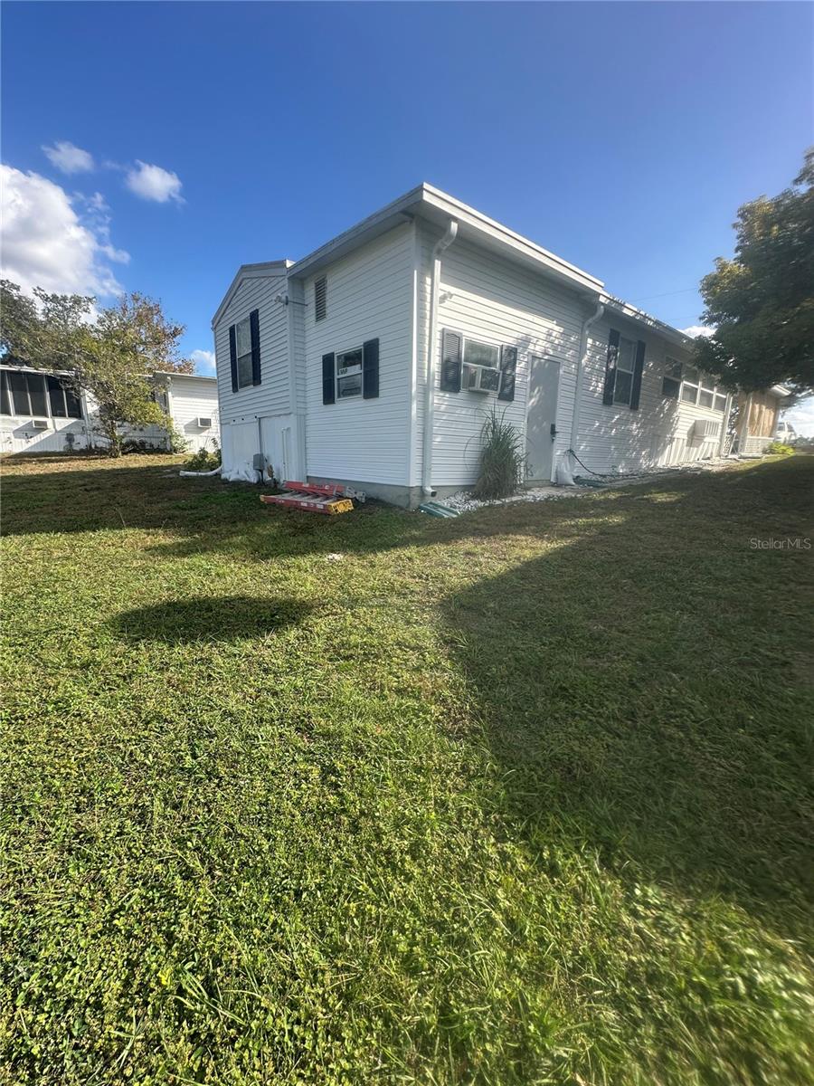 9289 GRIZZLY BEAR LN photo 5