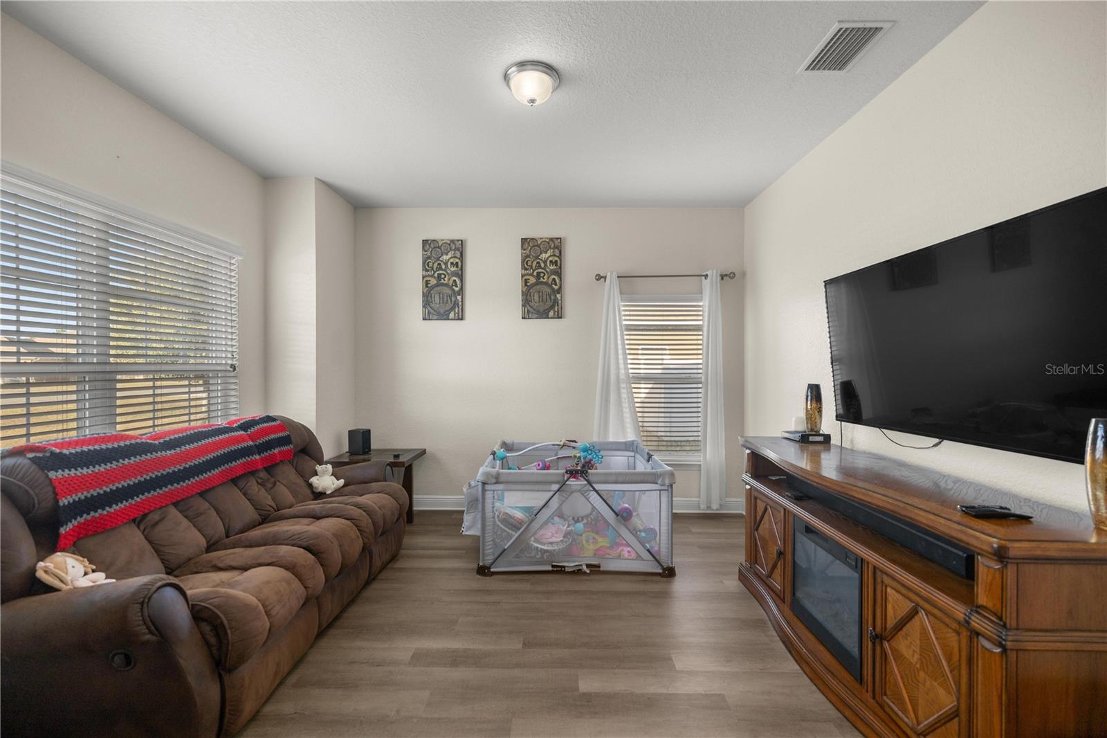 9625 SW 51 CIR photo 4