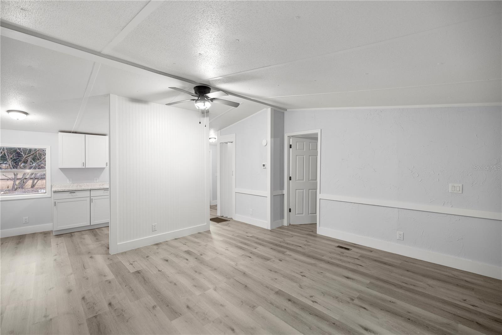 3065 SE 103RD LN photo 4