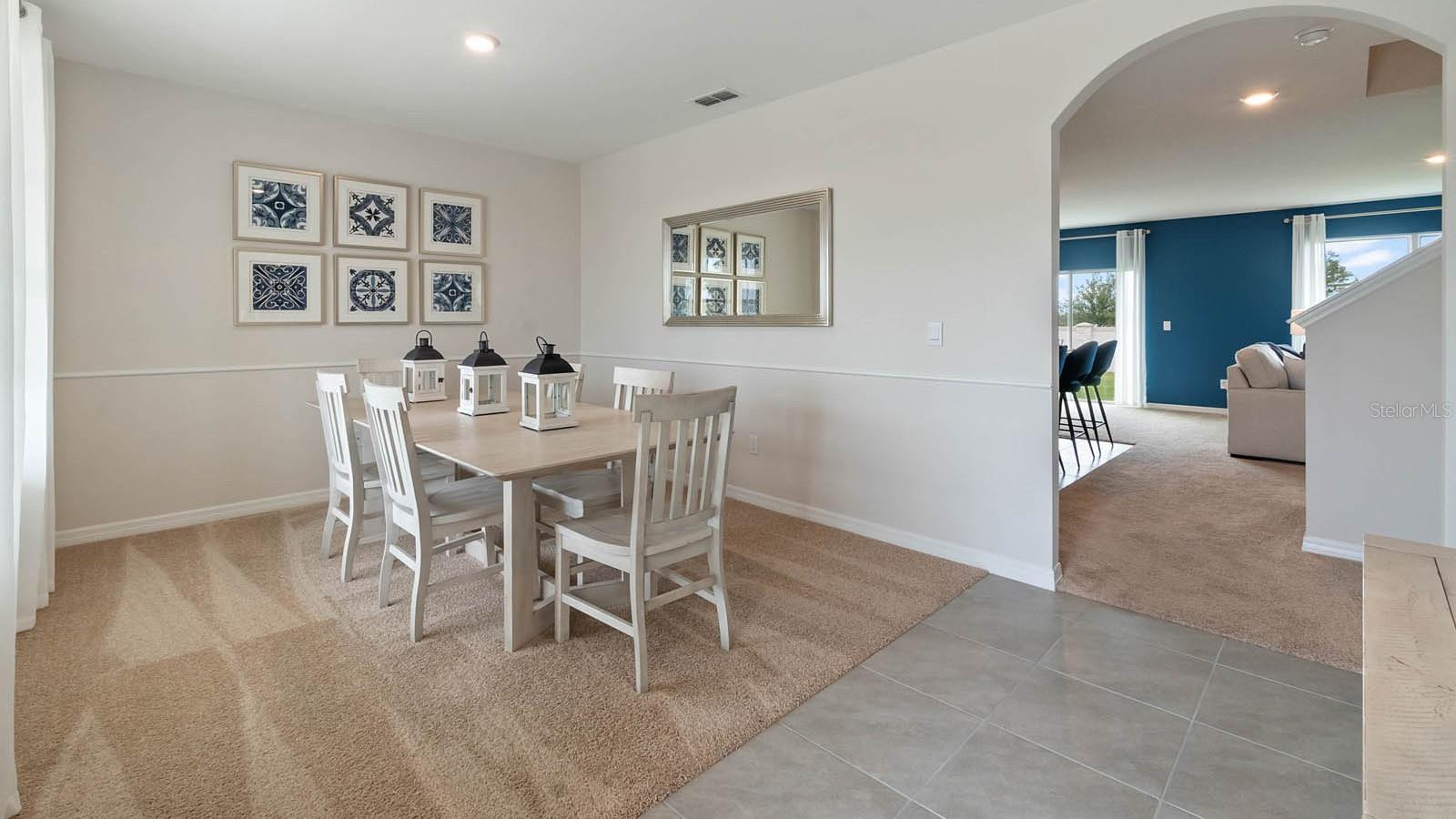 1030 TUPELO TRL photo 2