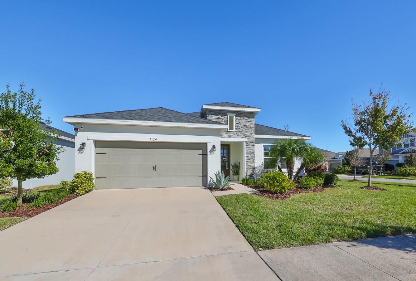 7124 ESTERO CT photo 2