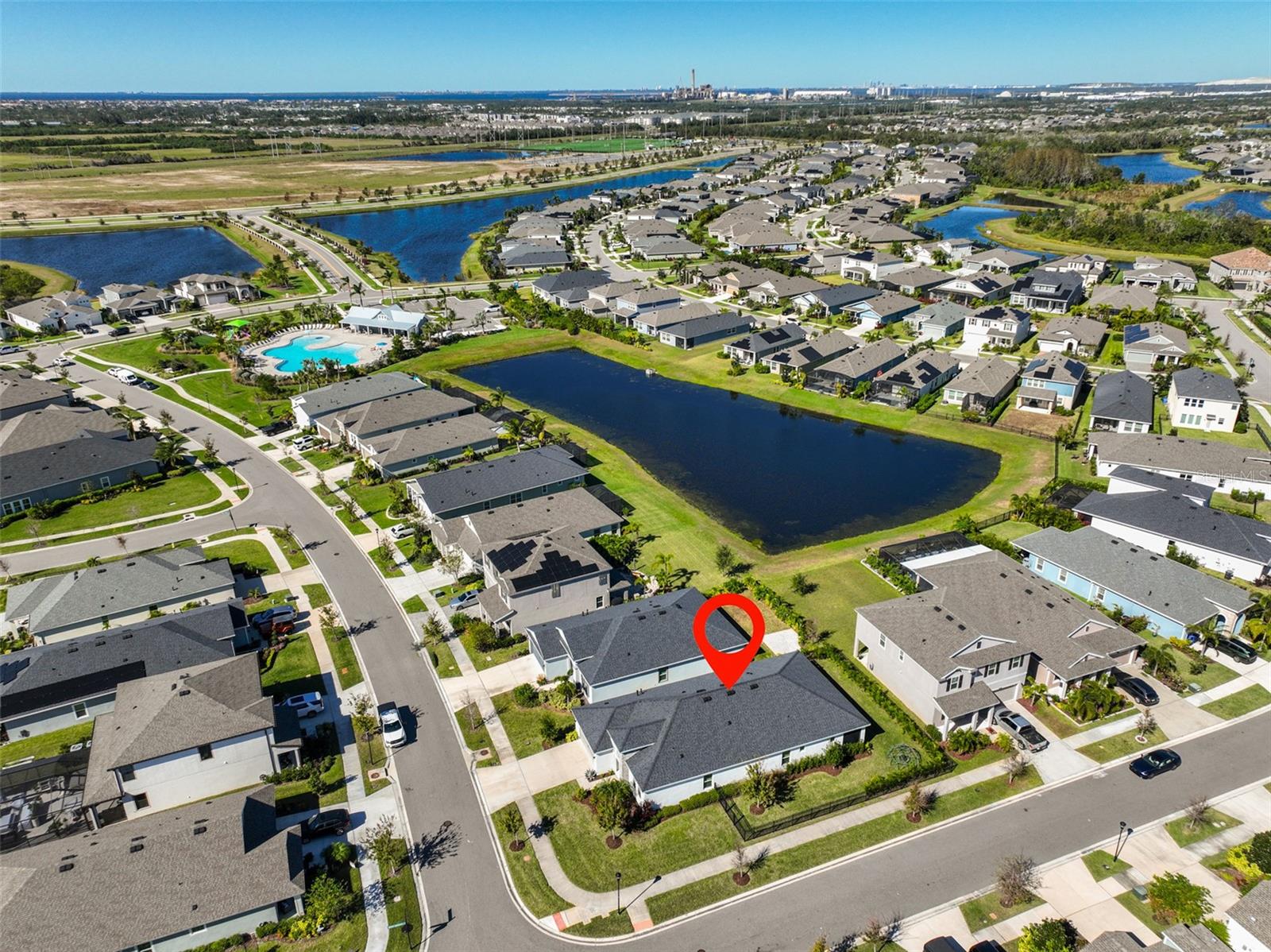 7124 ESTERO CT photo 4