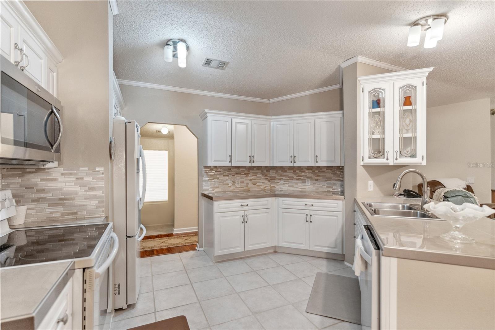 38417 LANGLOIS PL photo 2