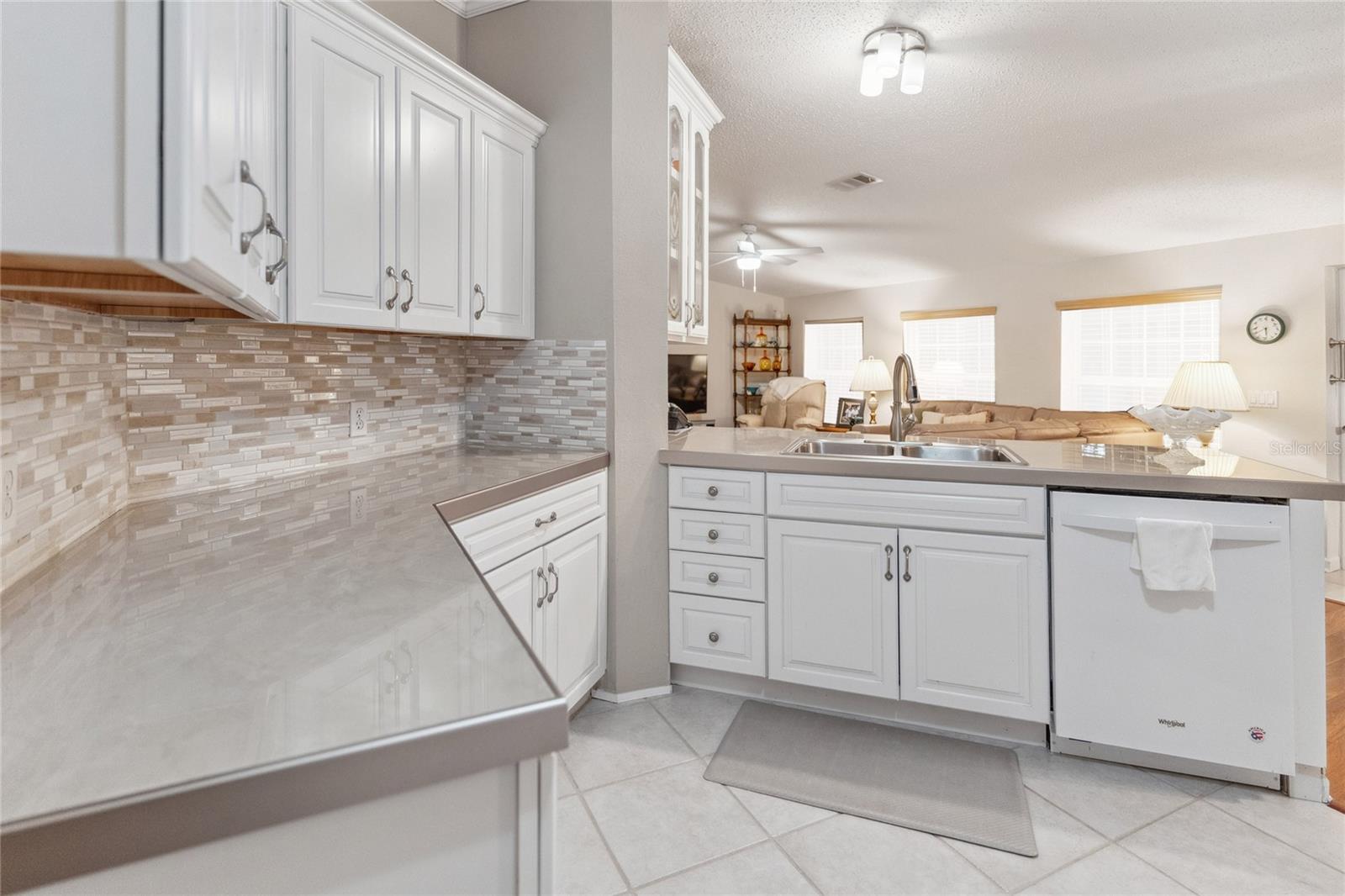 38417 LANGLOIS PL photo 3