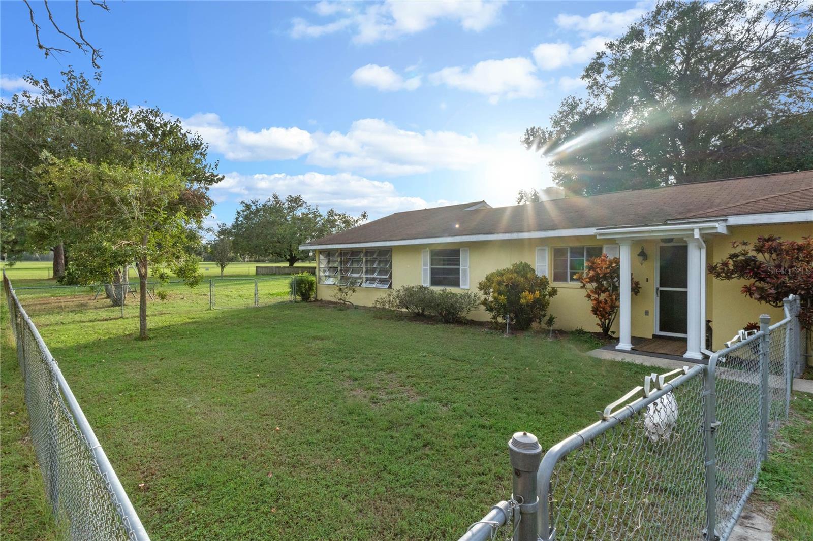 1120 ROBIE AVE photo 4