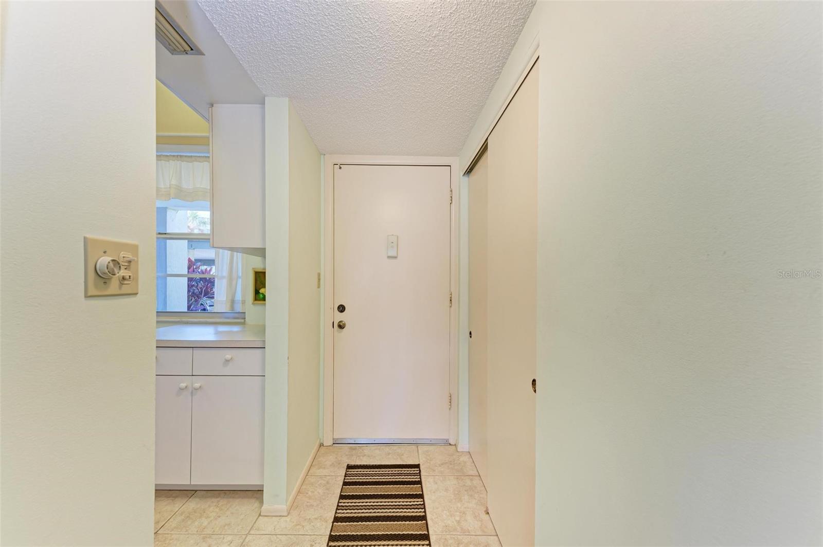 4370 CHATHAM DR #104 photo 3