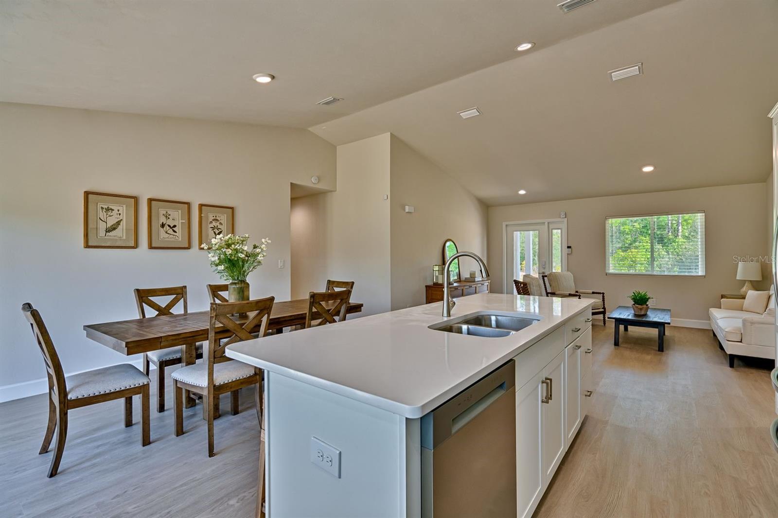 Single Family Residence