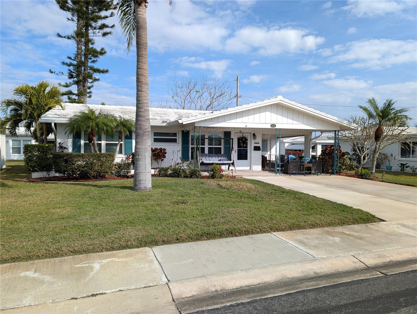Single Family Residence