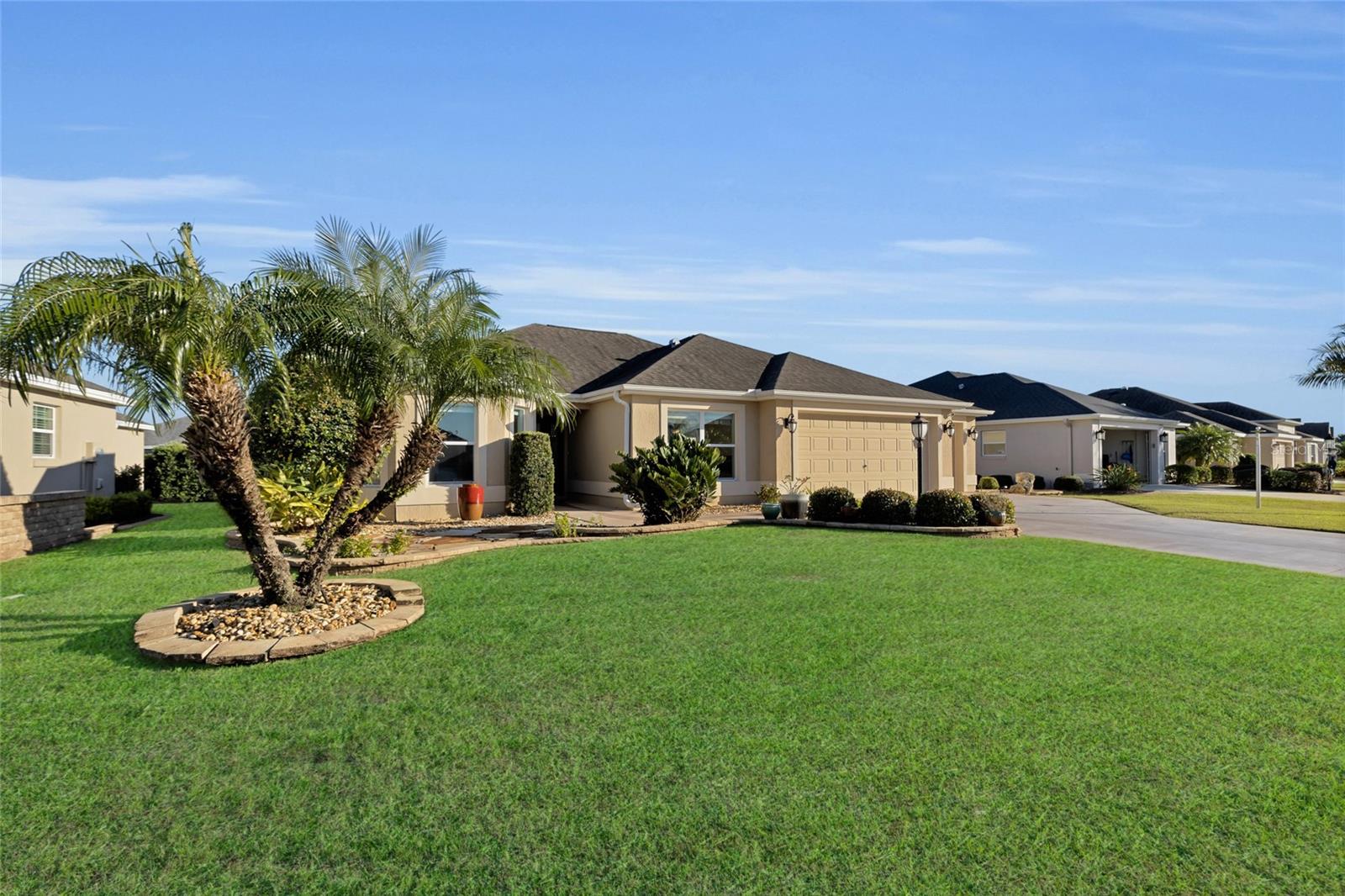 1494 WALNUT WAY photo 3