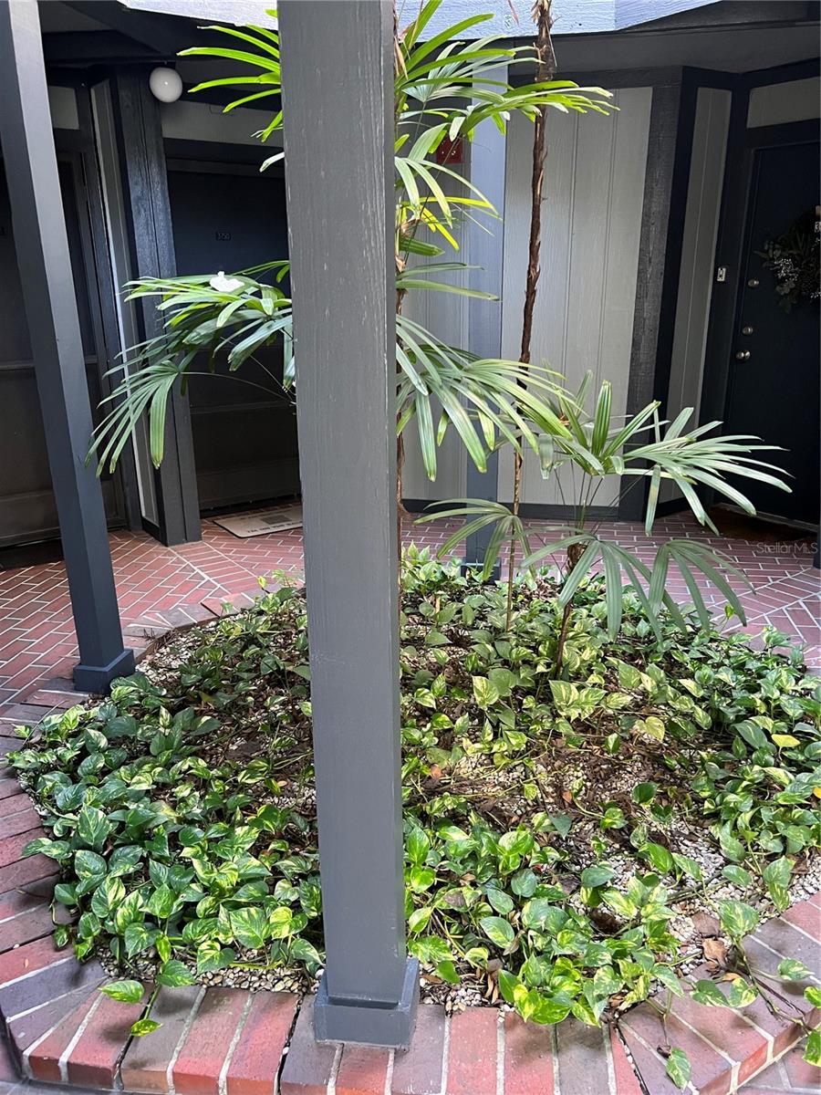 3752 SOUTHPOINTE DR #5 — home for sale