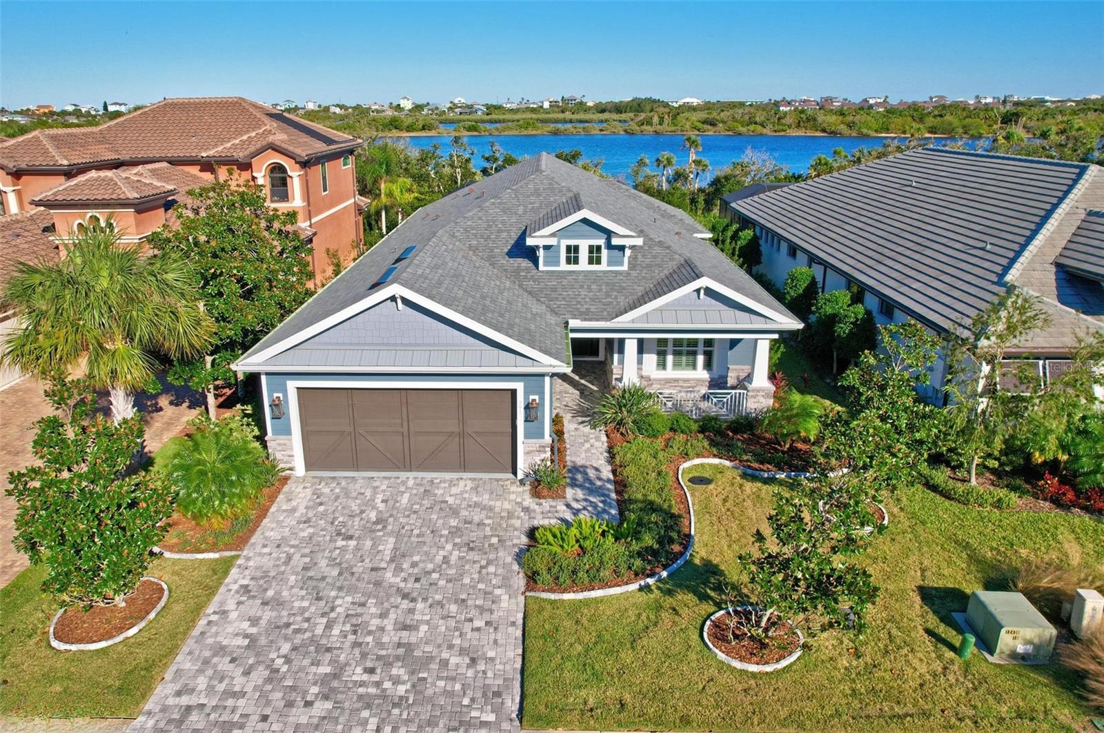 291 S RIVERWALK DR photo 2