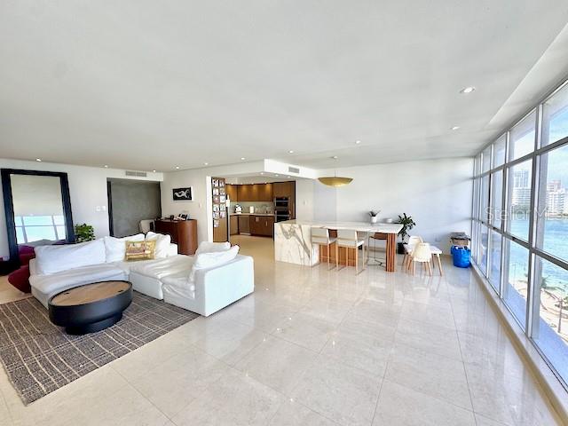 860 ASHFORD AVE. #7B photo 5