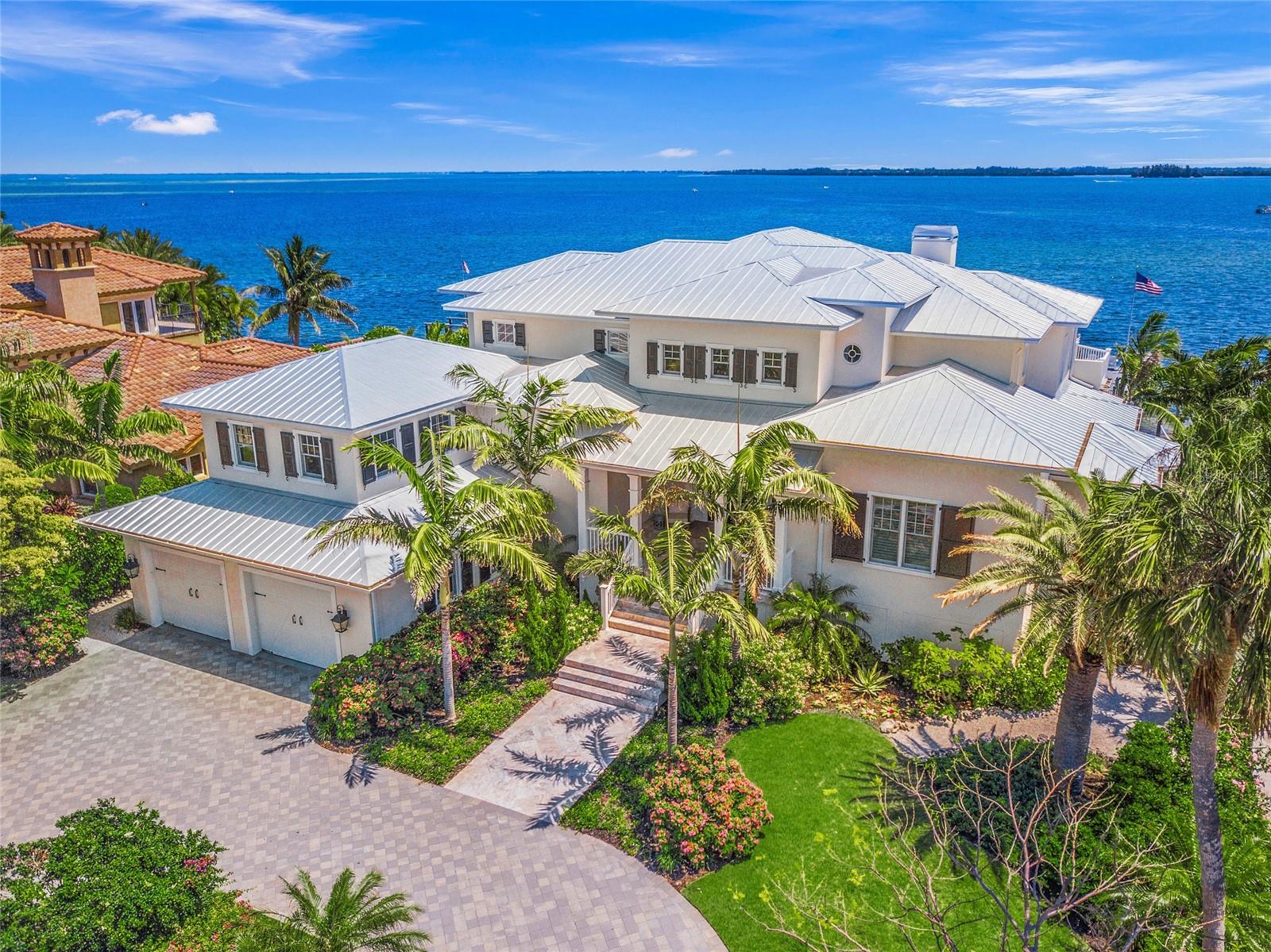 641 KEY ROYALE DR — home for sale