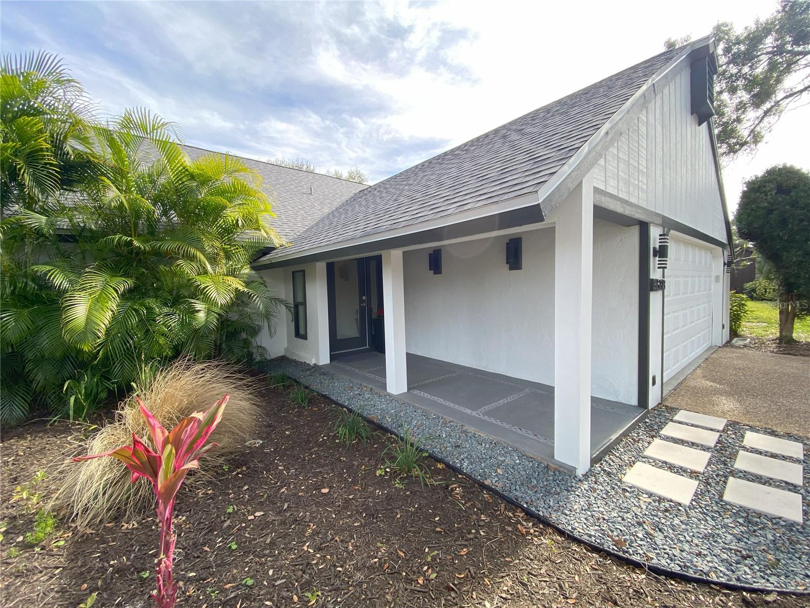 5373 DOMINICA CIR photo 2