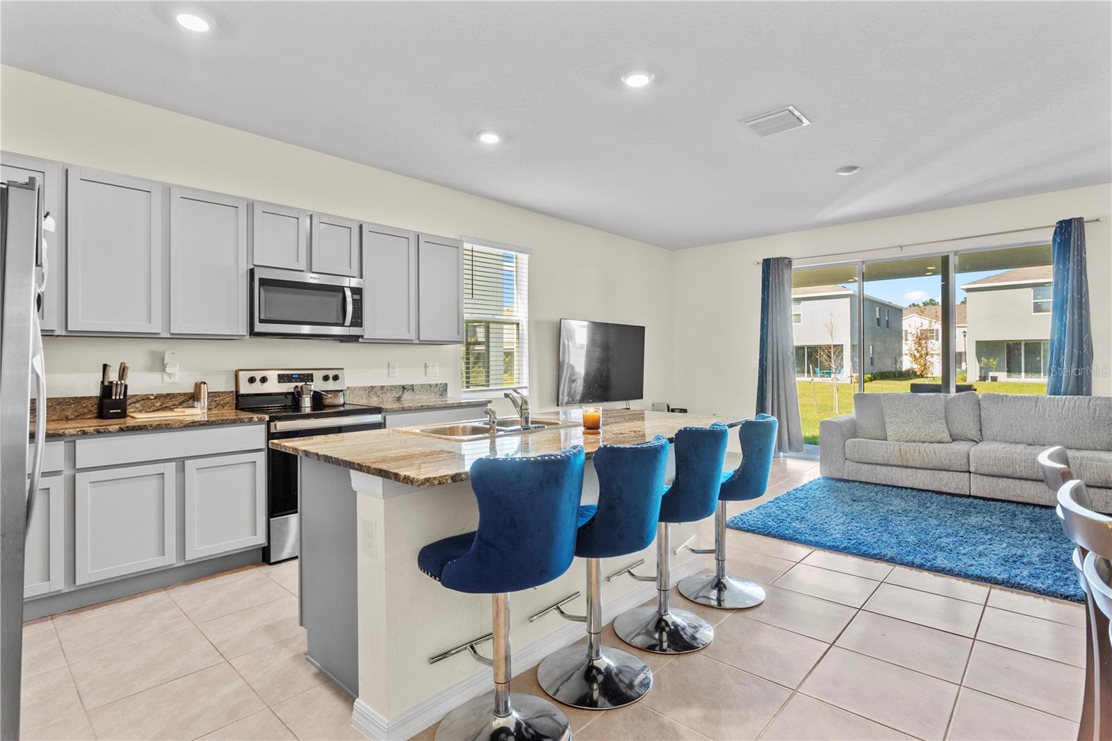 33055 TULIP PETAL LN photo 3