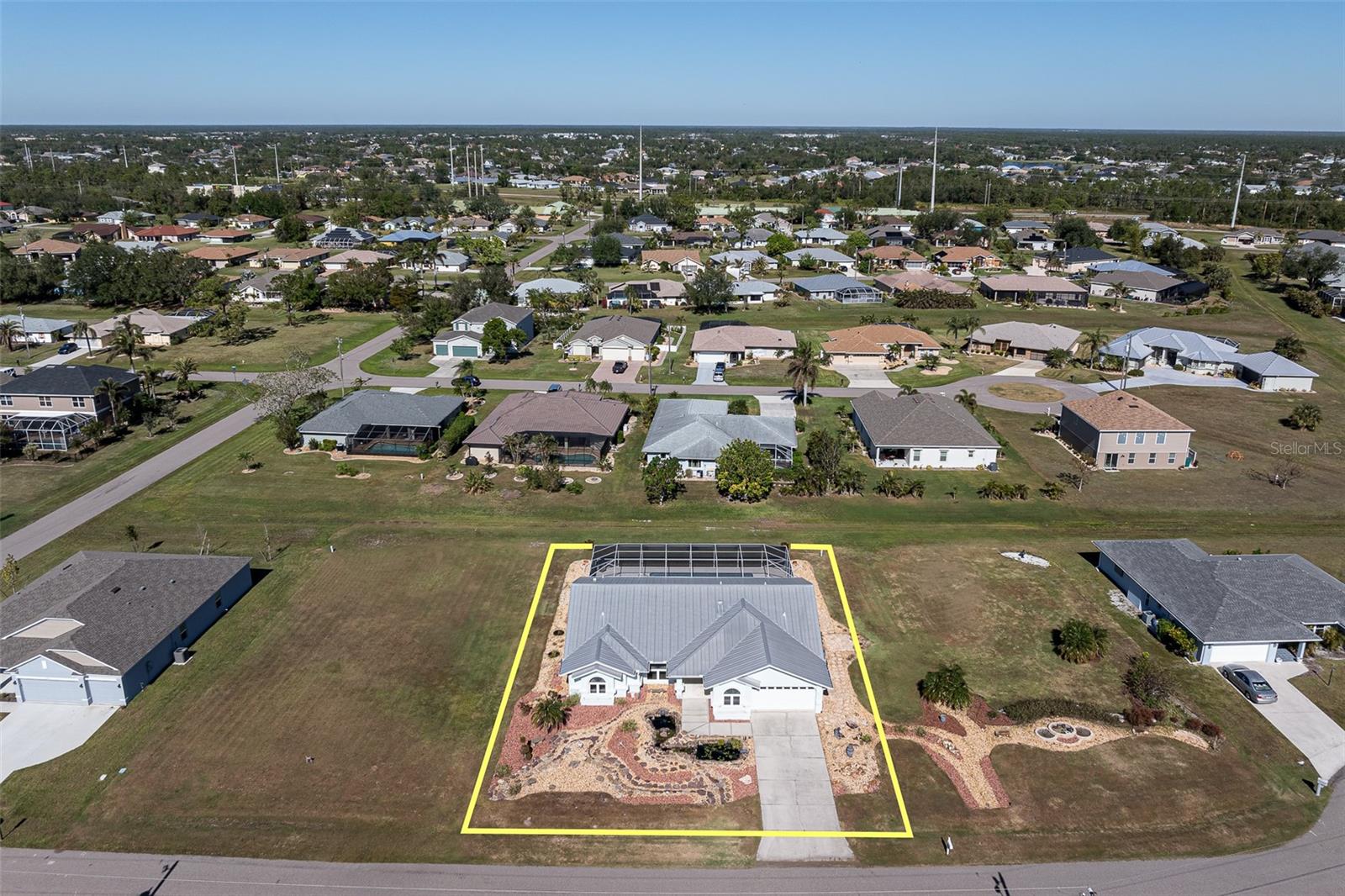 25380 VANTAGE LN photo 2