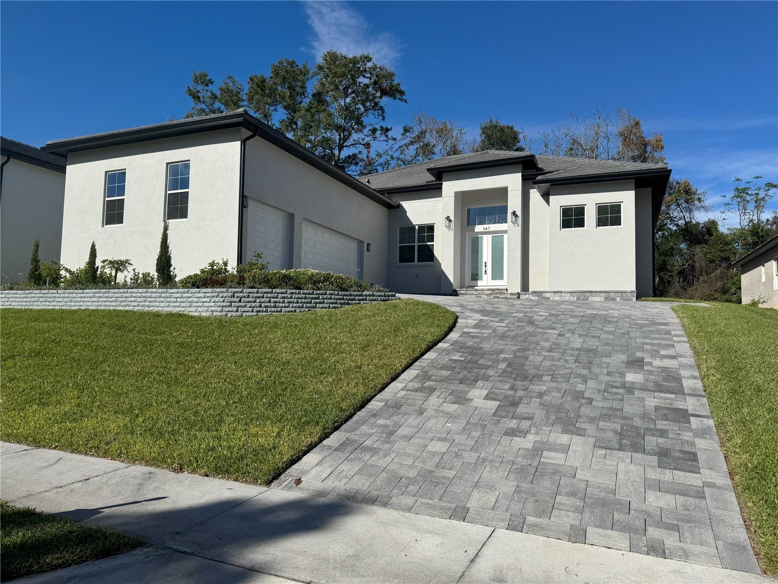 Single Family Residence