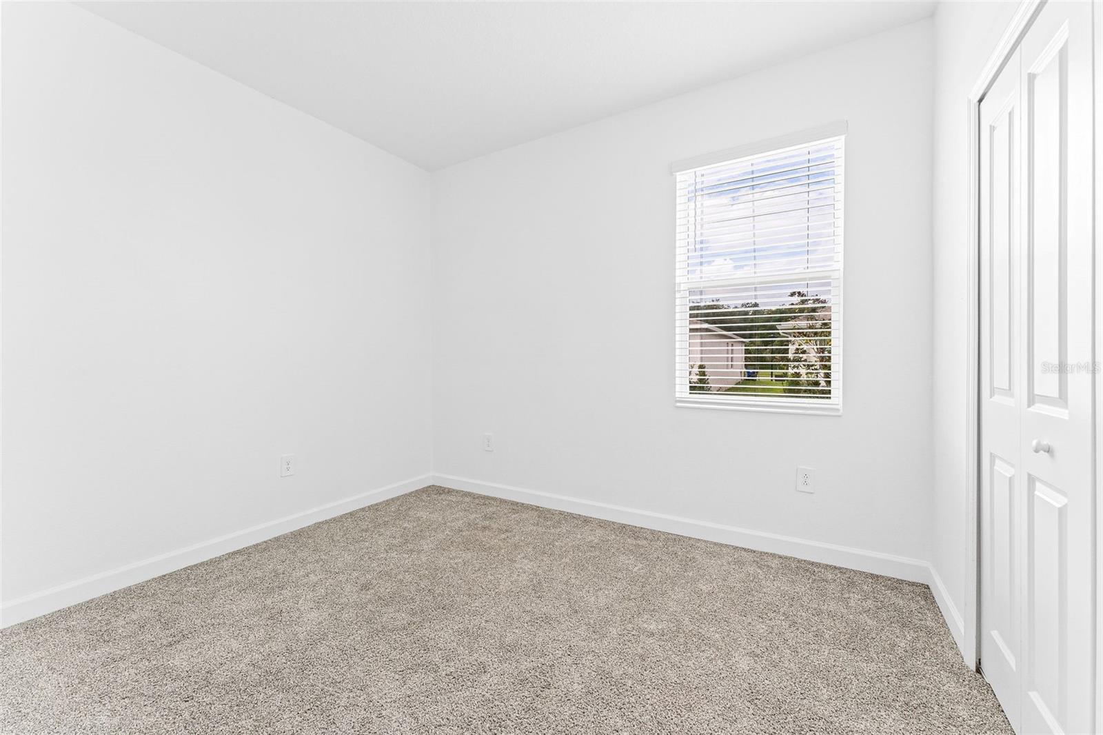 1762 GRATEFUL LN photo 4