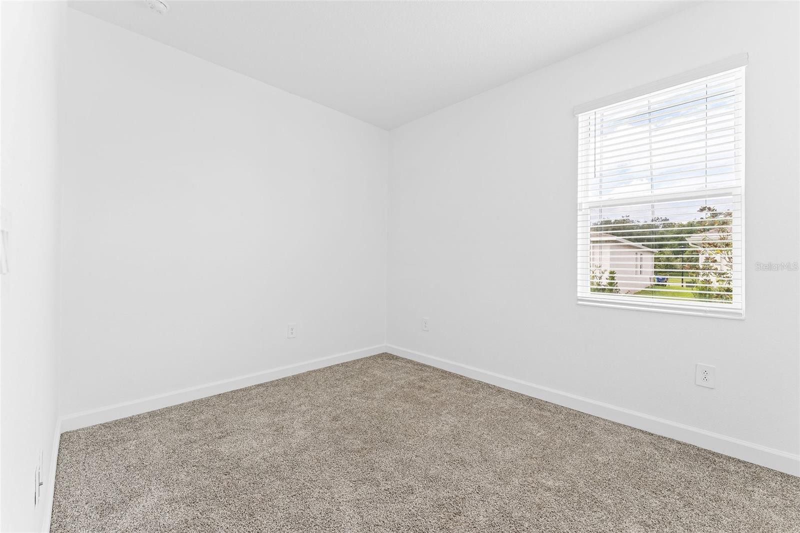 1762 GRATEFUL LN photo 5
