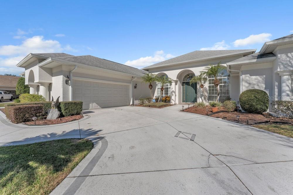5060 GREENBRIAR TRL photo 5