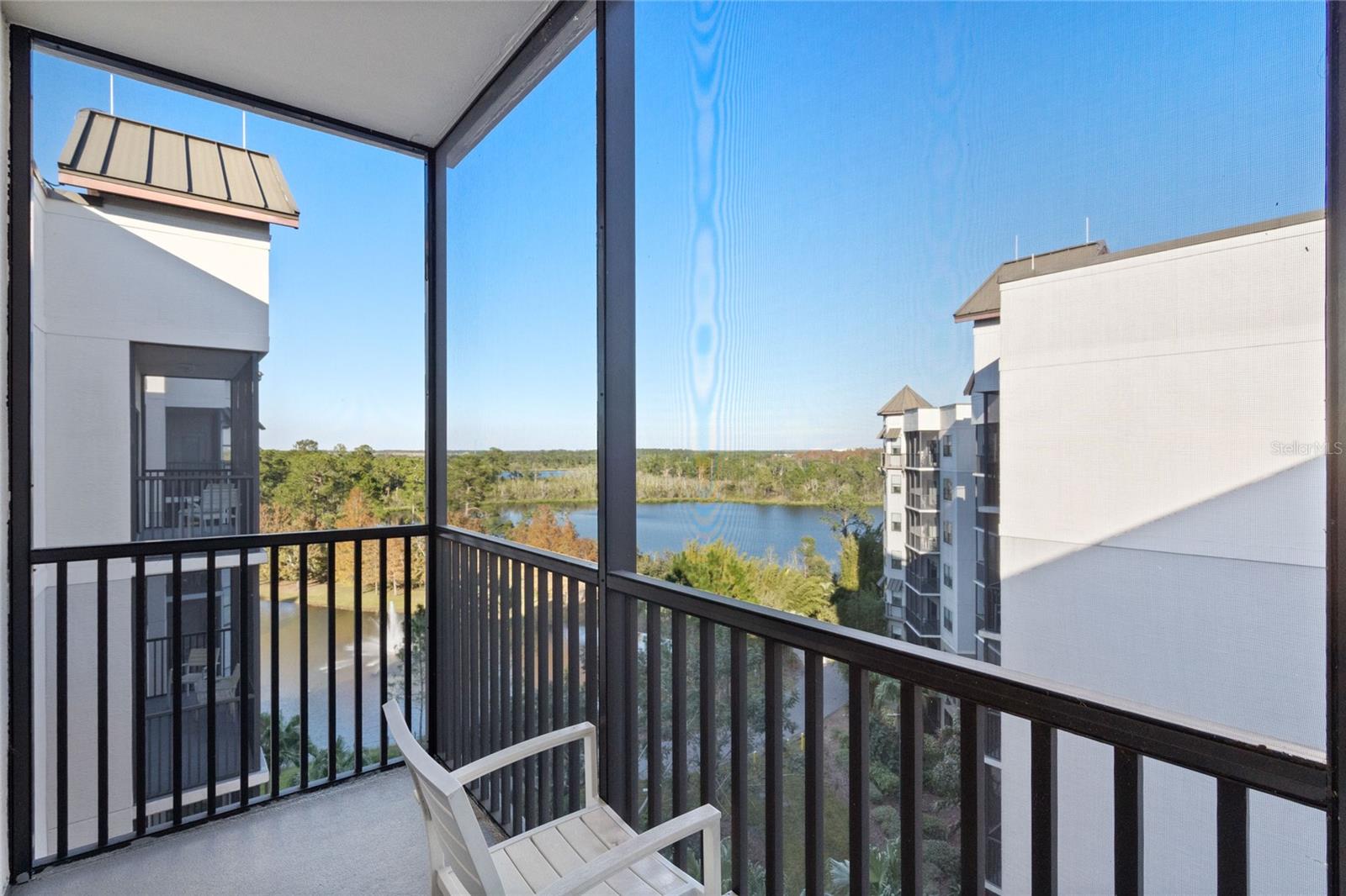 14501 GROVE RESORT AVE #1727 photo 5