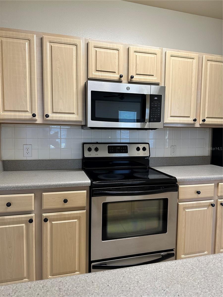 420 SUMMIT RIDGE PL #214 photo 5