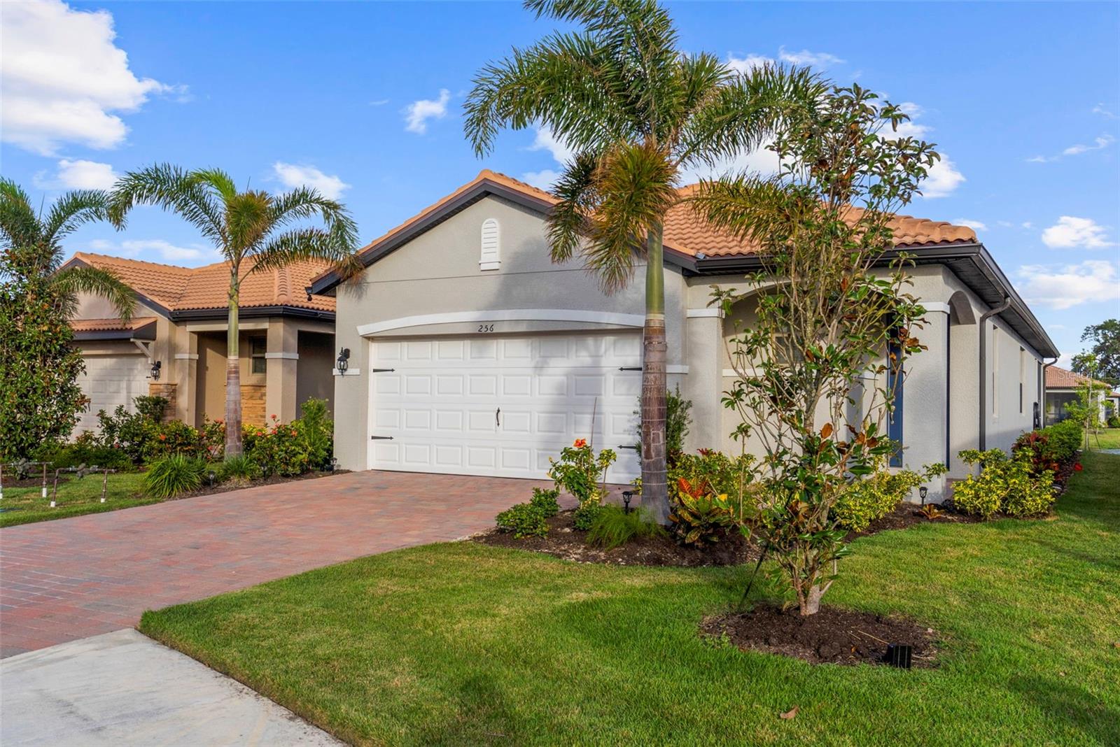 256 TERAMO WAY photo 2