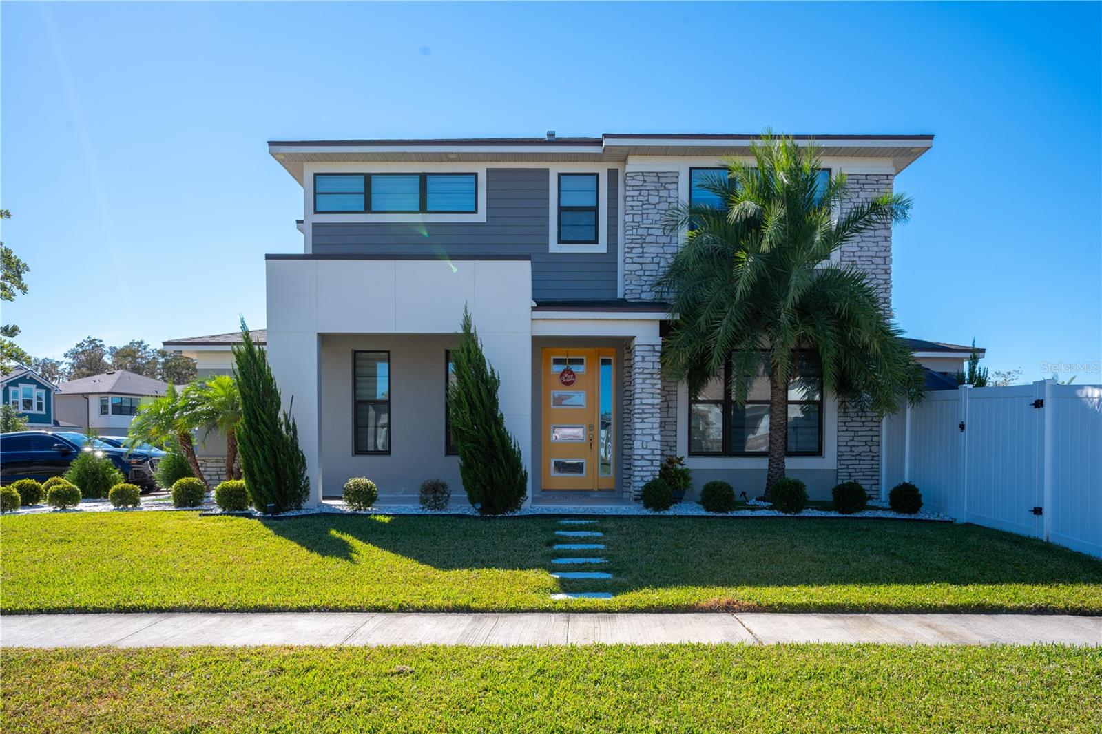 Single Family Residence
