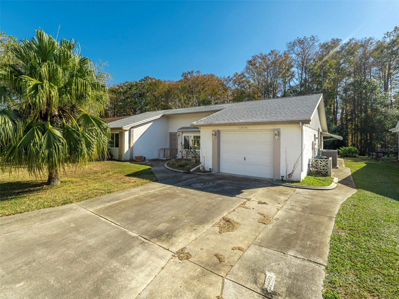 12114 CLEARBROOK LN photo 2