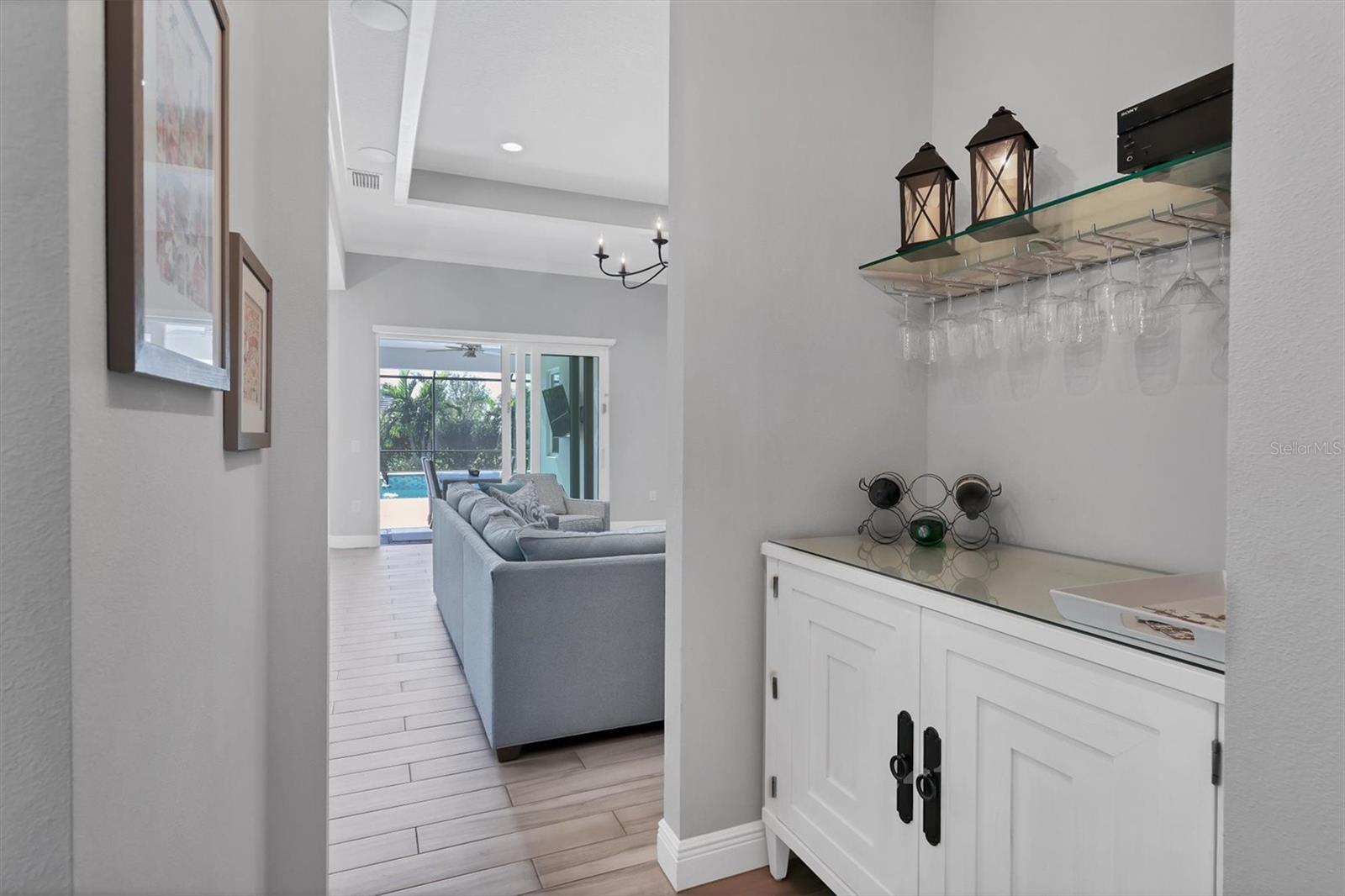 8089 SANDSTAR WAY photo 5