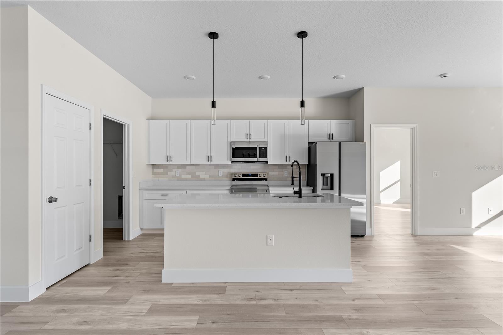4160 SW 133RD LN photo 5
