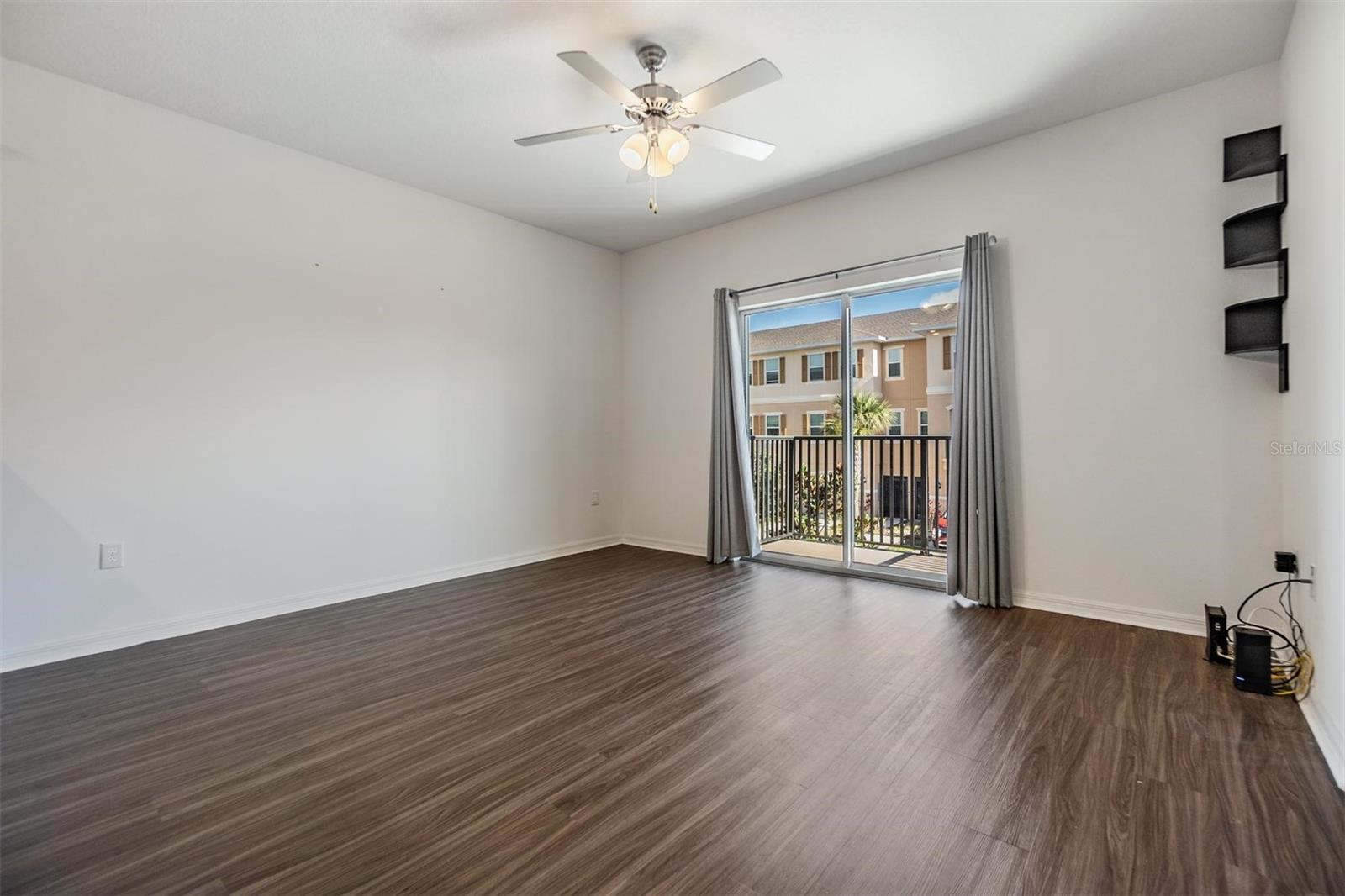 5517 ANGEL FISH CT photo 3