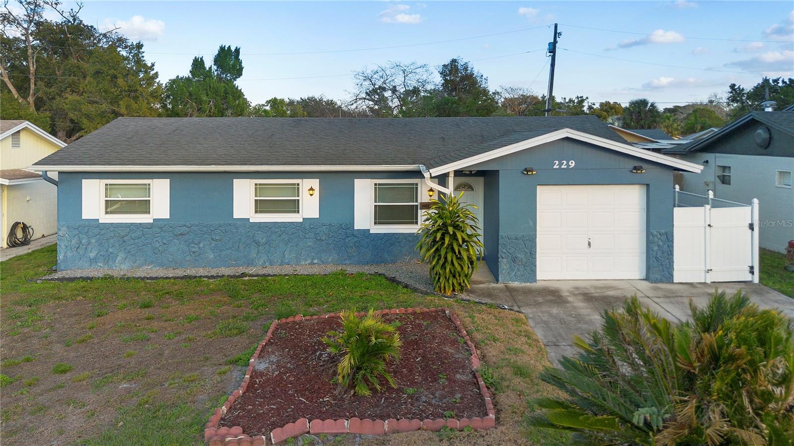 229 SHERRY AVE — home for sale