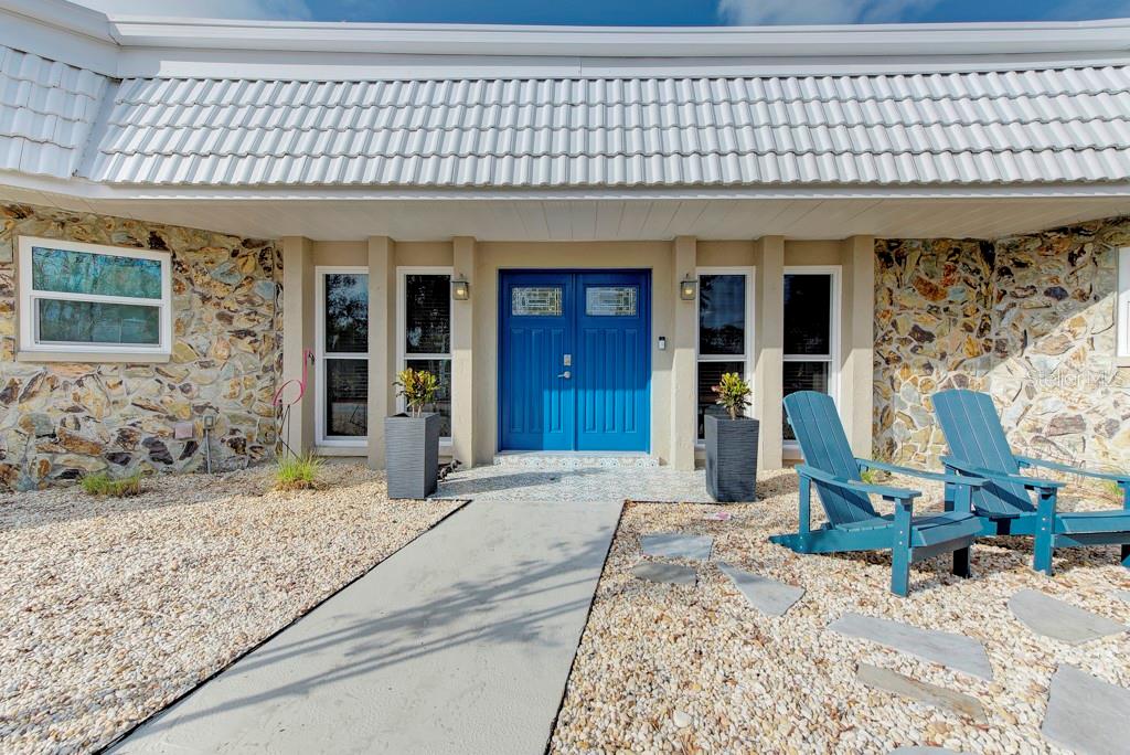 5211 INVERNESS DR photo 3