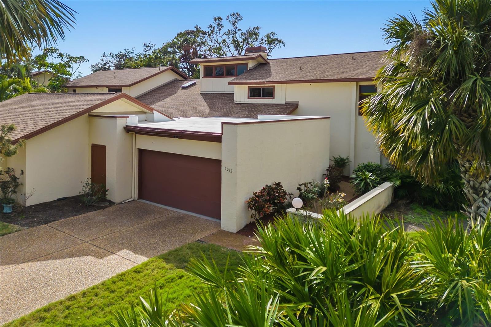 6012 COURTSIDE DR #1 photo 2