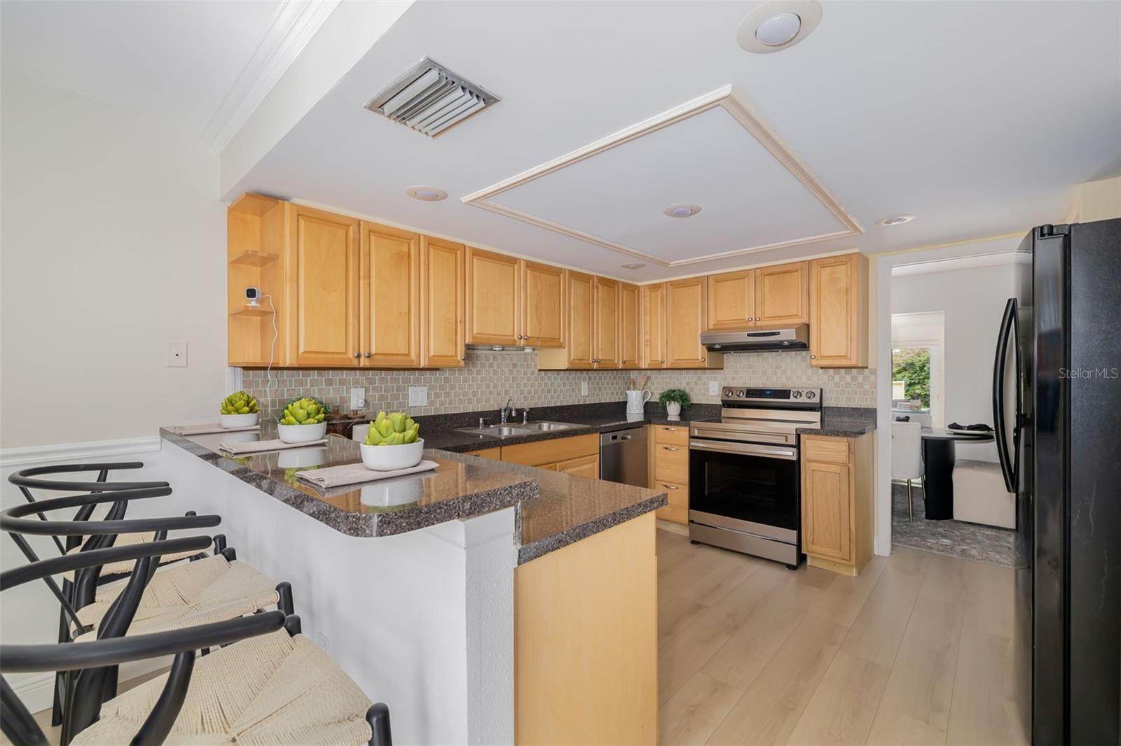 6012 COURTSIDE DR #1 photo 4