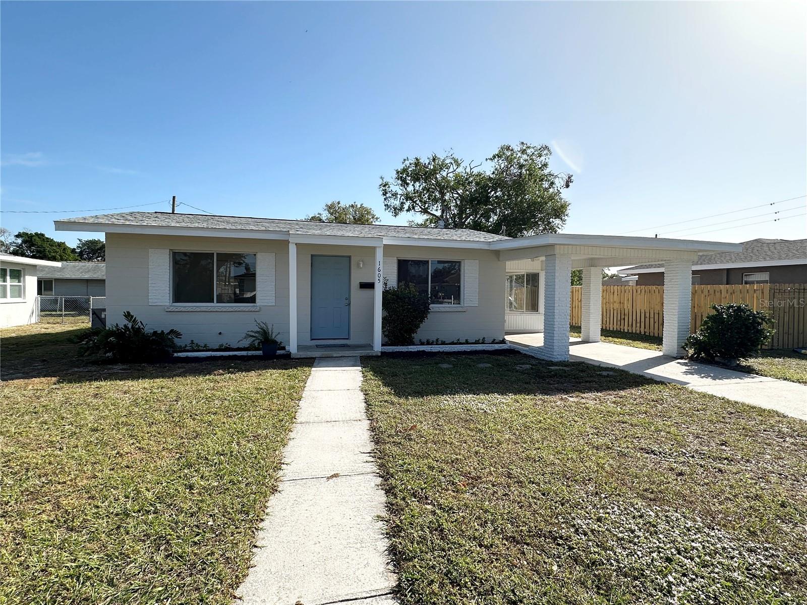 1605 32ND ST W — home for sale
