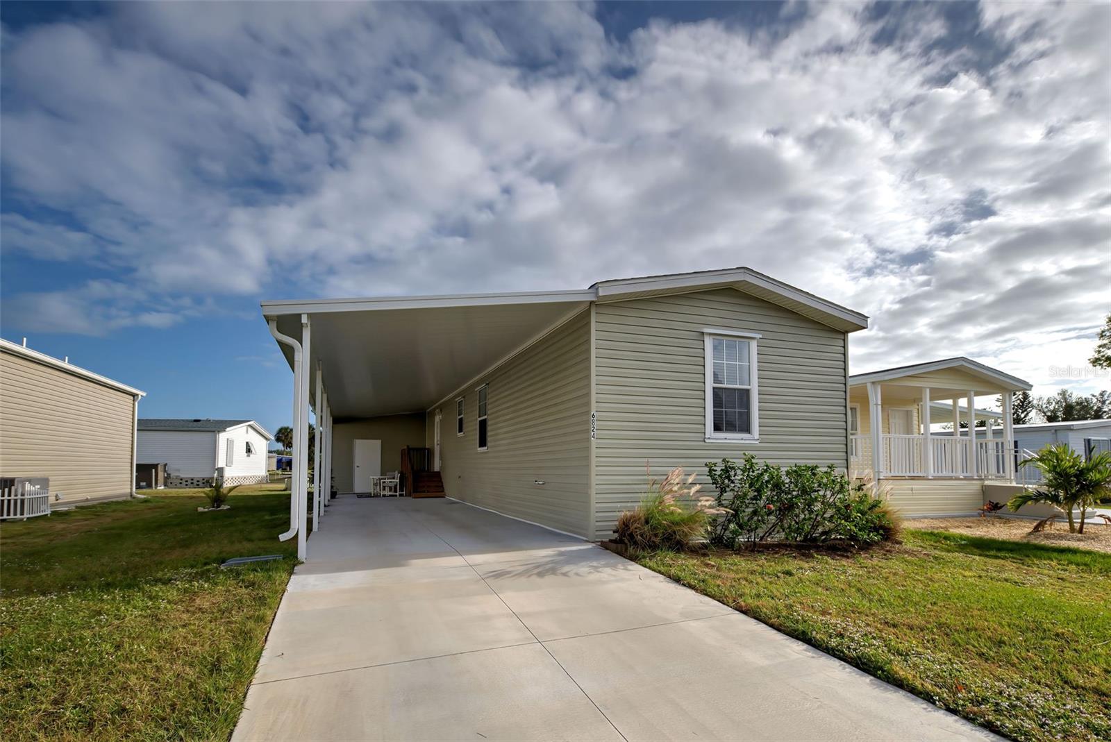 6824 HAAWI CT photo 2