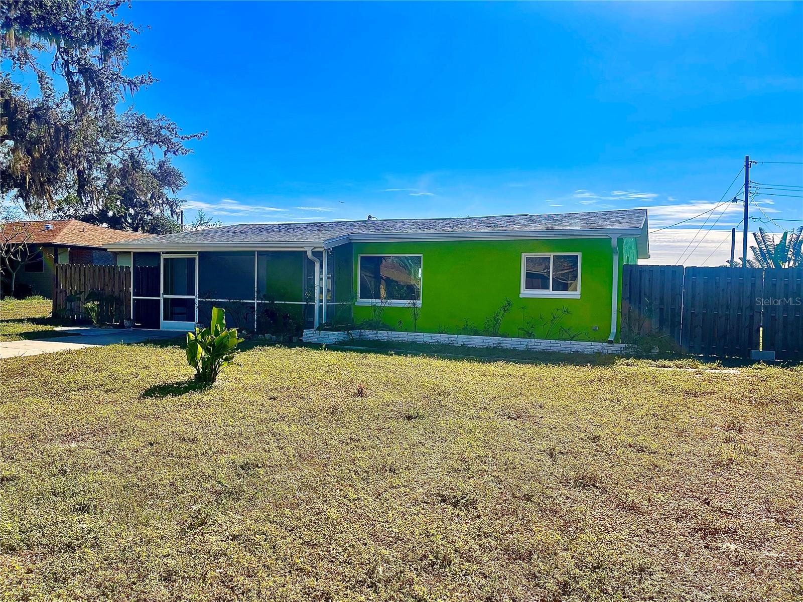 30431 HOLLY RD photo 2