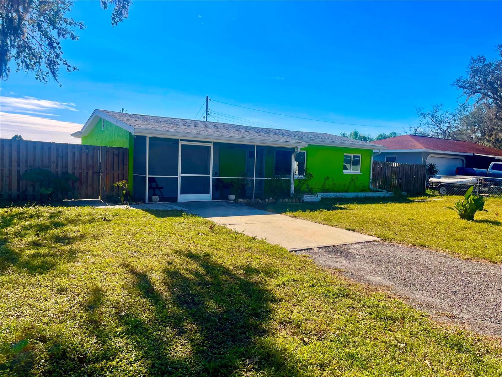 30431 HOLLY RD photo 3