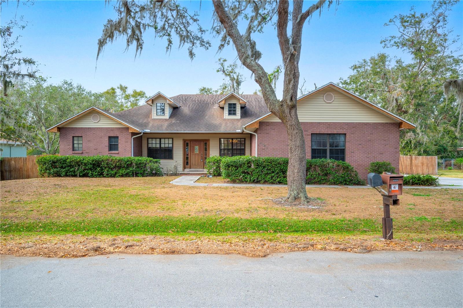 5767 DEER FLAG DR photo 2