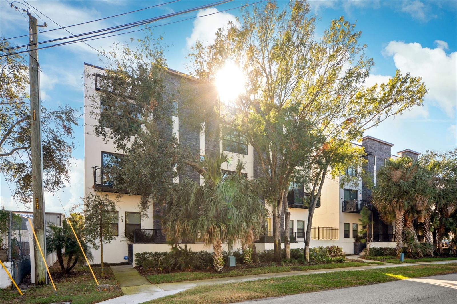 4810 W MCELROY AVE #2 photo 2