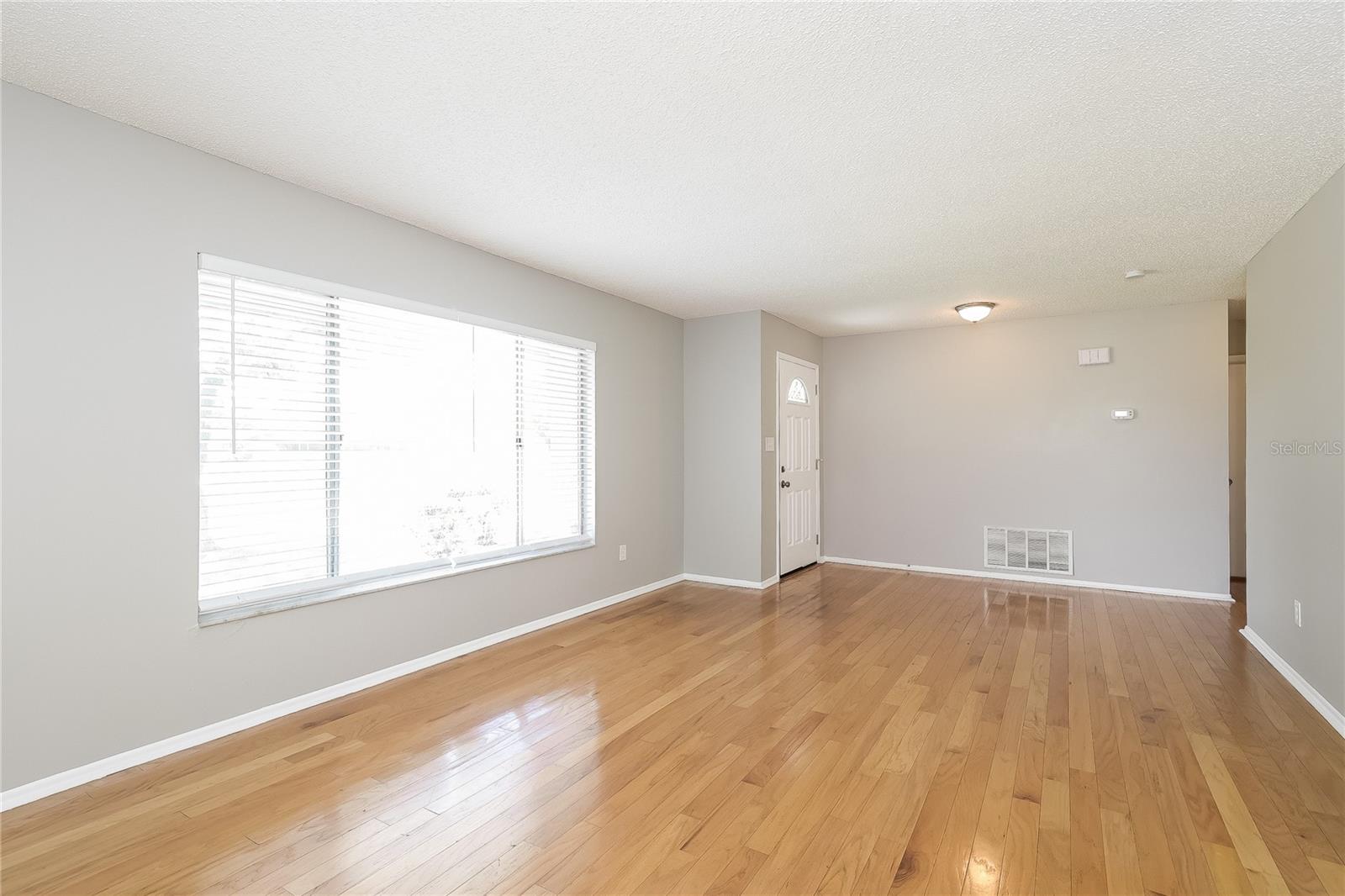 12013 CLOVE ST photo 2