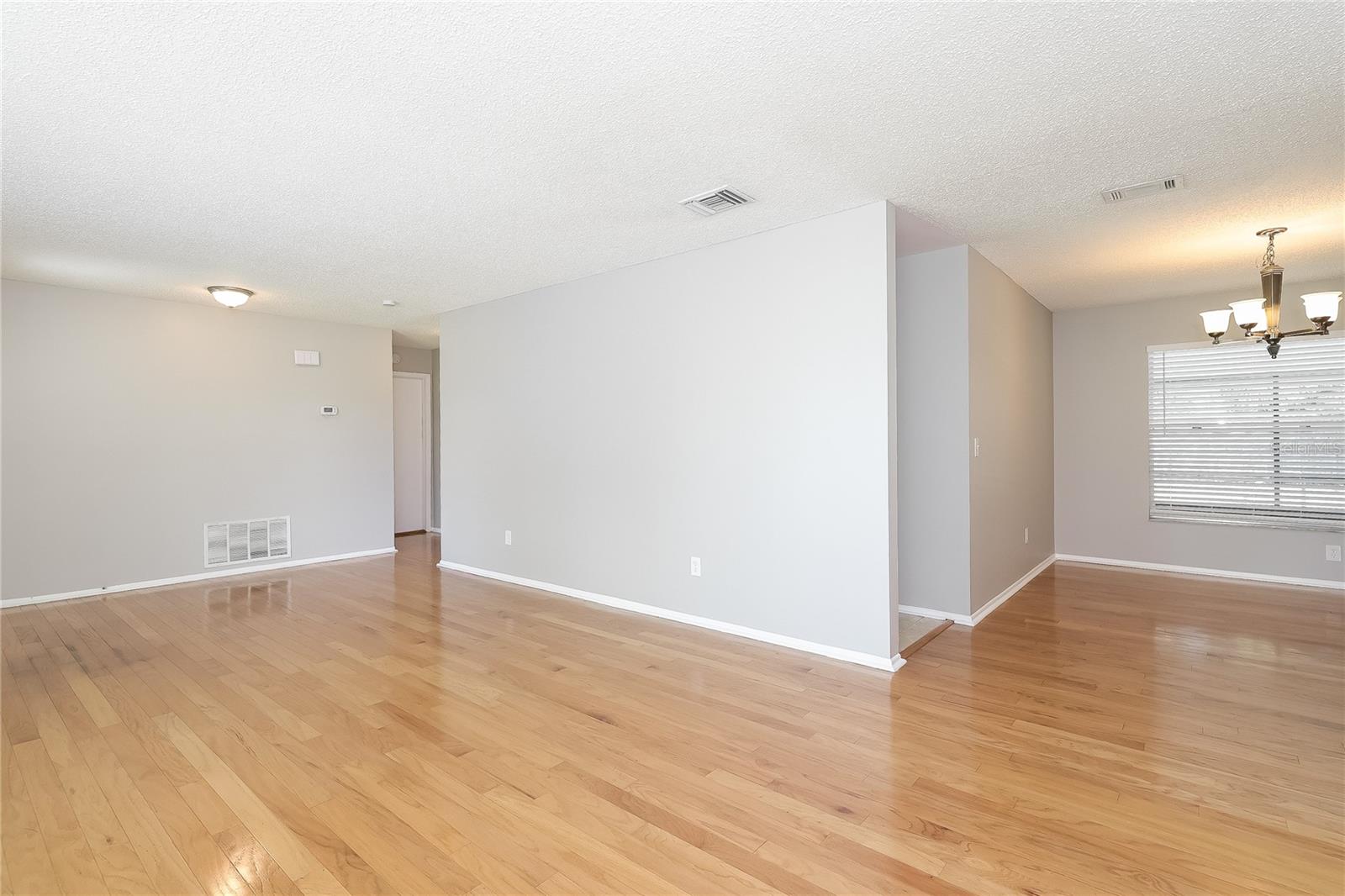 12013 CLOVE ST photo 3