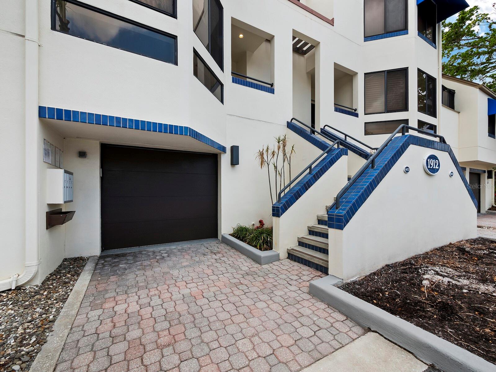 1912 HARBOURSIDE DR #603 photo 2