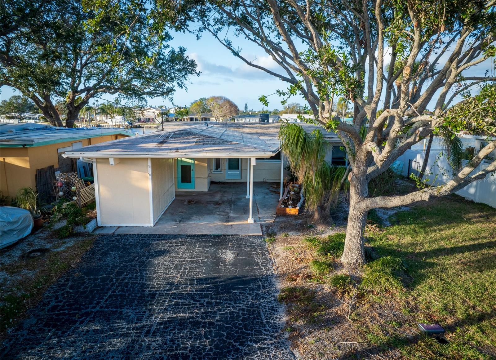 348 BAHIA VISTA DR photo 3