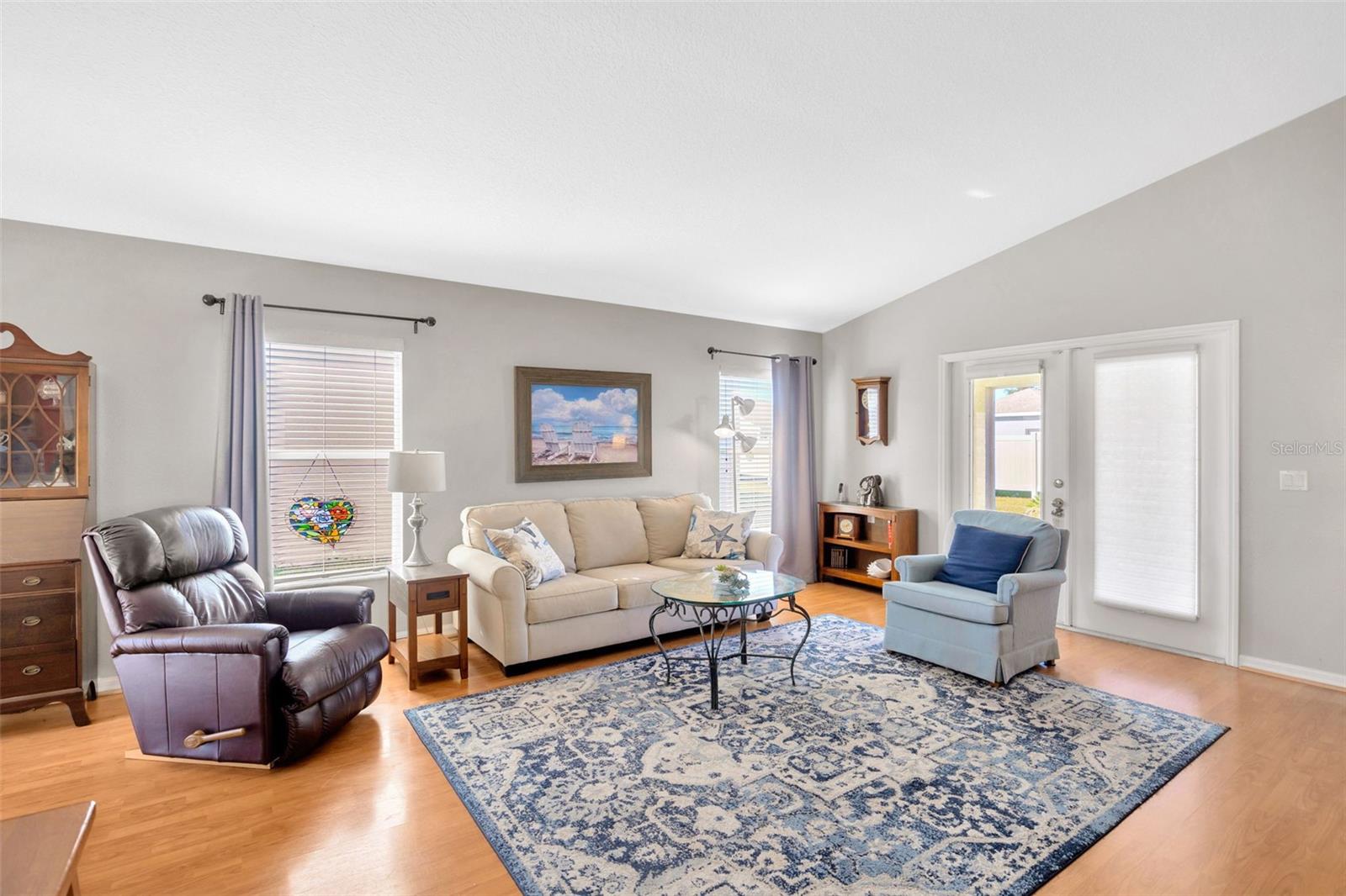 2852 BANYAN HILL LN photo 3