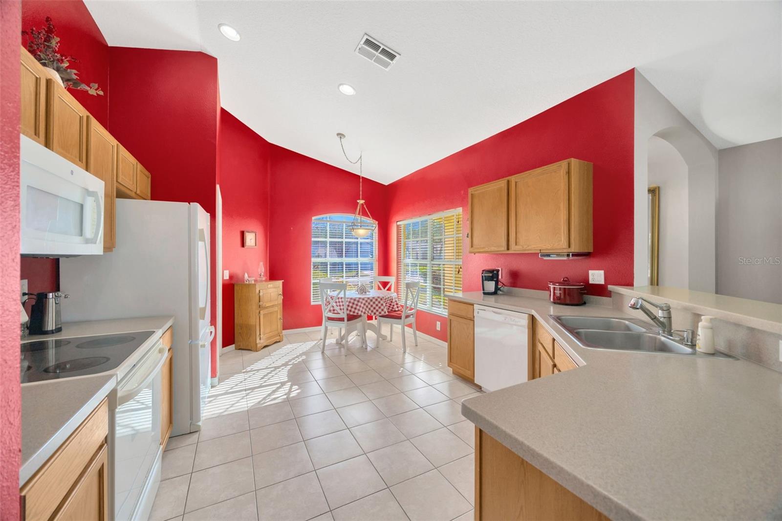 2852 BANYAN HILL LN photo 5